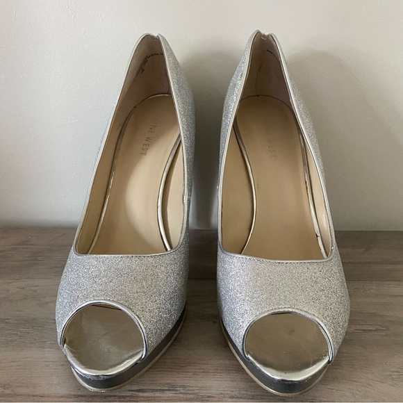 2/$30 Nine West Silver Glitter Sparkle Open Toe Heels - Picture 6 of 6